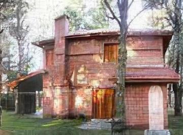 Casa · 120m² · 3 Ambientes · Casa en Venta - 2 Dorm. 2 Baños - 120 m² - Costa del Este