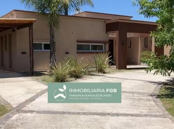 Casa · 150m² · 6 Ambientes · 1 Cochera · Casa Amoblada en Alquiler en Barrio Golf - El Cantón | 4 Dorm. | Pileta