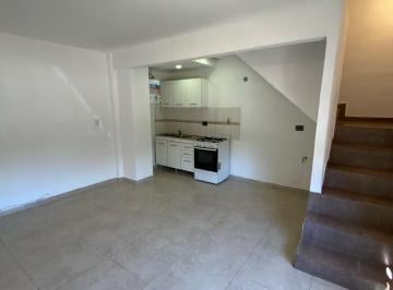 Casa de 3 ambientes, Morón · Se Alquila Duplex en Castelar