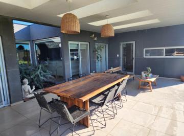 Casa · 180m² · 4 Ambientes · 2 Cocheras · Venta Casa Fincas del Alba Amplio Lote Apto Crédito Escriturado Canning Financia Dueño