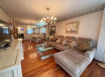 Departamento · 133m² · 4 Ambientes · 3 Cocheras · Departamento 4 Ambientes en Caballito – Oportunidad Única