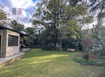 Casa · 3 Ambientes · 1 Cochera · Casa en Alquiler en Gonnet