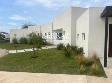 Casa · 145m² · 4 Ambientes · 4 Cocheras · Casa Venta 3 Dorm. Barrio Manuel Belgrano Lote de 1000 m² Ingeniero Maschwitz