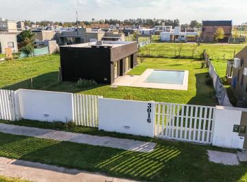 Casa · 65m² · 2 Ambientes · Casa en Venta 1 Dormitorio, Don Mateo, Funes