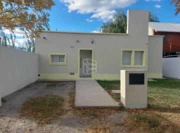 Casa · 60m² · 2 Ambientes · Venta - Casa de 1 Dormitorio en Cervantes - C089