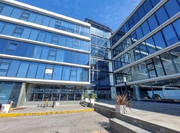 Oficina comercial · 41m² · 2 Ambientes · Oficina de 41 m² en Polo Empresarial K41 Sobre Colectora de Acceso Oeste.