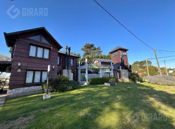 Quinta vacacional · 330m² · 8 Ambientes · 2 Cocheras · Cabañas en Sierra de Los Padres