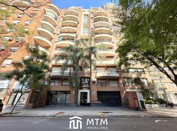 Departamento · 80m² · 4 Ambientes · 1 Cochera · Departamento en Alquiler Rosario, Barrio Martin.