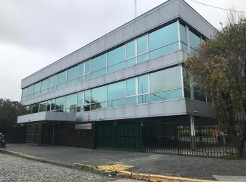 Oficina comercial · 250m² · 7 Cocheras · Oficina en Alquiler a m de Unicenter