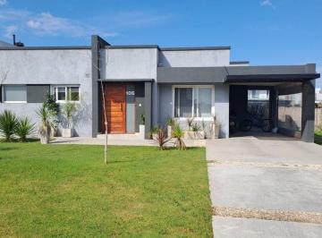 Casa · 131m² · 3 Ambientes · 1 Cochera · Venta Casa en Villalobos Pueblos del Plata