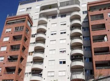 Departamento · 105m² · 4 Ambientes · 1 Cochera · Impecable Departamento Céntrico 4 Ambientes