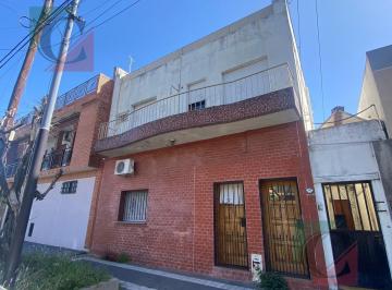 Casa · 100m² · 4 Ambientes · PH Para Dos Familias en Dos Plantas Sin Expensas en Lanús Oeste