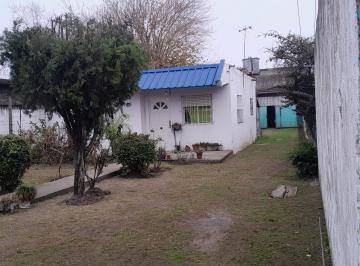 Casa · 140m² · 4 Ambientes · 1 Cochera · Casa en Venta - 2 Dorm. 2 Baños - Cochera - 500 m² - Florencio Varela