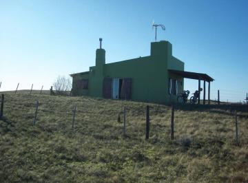 Casa · 75m² · 3 Ambientes · 1 Cochera · Casa en Venta - 2 Dorm. 1 Baño - Cochera - 637 m² - Necochea