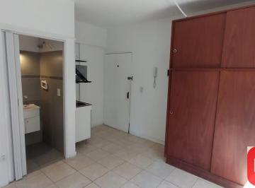 Departamento de 1 ambiente, Parque Patricios · Trole 410