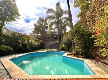 Casa · 700m² · 6 Ambientes · 2 Cocheras · Venta y Alquiler. Belgrano R. 6 Amb. 3 Dormit. Coch. 700 m².