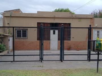 Casa de 4 ambientes, San Pedro · Casa Amplia