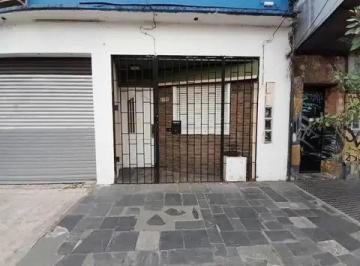 PH de 2 ambientes, Vicente López · PH Pb Al Frente 2 Amb con Patio. Excelente Ubicacion.
