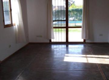 Casa · 95m² · 3 Ambientes · Casa en Alquiler - 2 Hab - 1 Baño - 446 m² - Arturo Segui