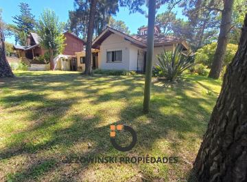 Casa · 90m² · 2 Ambientes · 1 Cochera · Venta Duplex 3 Amb Zona Norte Villa Gesell