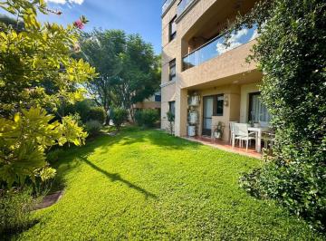 Foto · Oportunidad Única en Casonas del Norte! Departamento de 2 Dorm. con Gran Patio y Cochera Subte