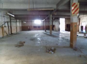 Bodega-Galpón · 1100m² · 6 Ambientes · Nave Industrial en Caseros