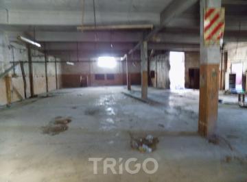 Bodega-Galpón · 1100m² · 6 Ambientes · Nave Industrial en Caseros