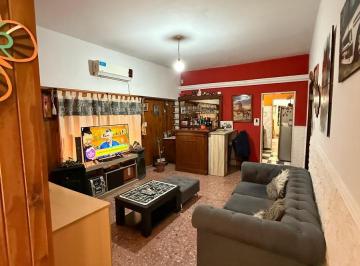 PH · 78m² · 3 Ambientes · 1 Cochera · PH en San Justo