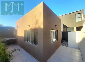 PH · 49m² · 2 Ambientes · Alquiler Depto. 2 Ambientes Pb Tipo Casa en PH a Estrenar - 79 m² Totales