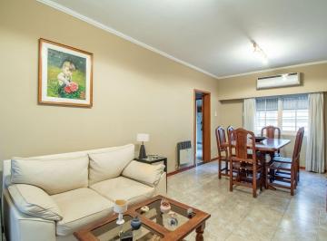 Casa · 119m² · 8 Ambientes · 1 Cochera · Casa en Venta 4 Dorm. en Empalme Graneros