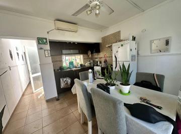 Casa · 75m² · 4 Ambientes · Casa en Venta 3 Dorm. Parque Casado