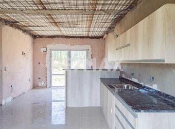 Casa · 48m² · 1 Ambiente · Venta de Casa a Terminar, Barrio Cerrado Gardenia
