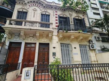 Casa · 257m² · 8 Ambientes · Venta Casa Estilo. 4 Dorm. Oroño 500