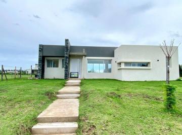 Casa · 153m² · 4 Ambientes · 2 Cocheras · Casa en Venta 4 Amb en Barrio Monet - Los Cardales
