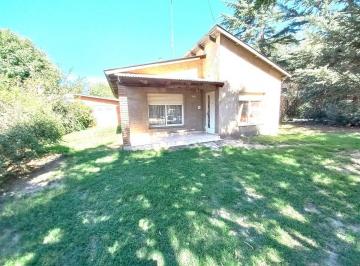Casa · 84m² · 4 Ambientes · 1 Cochera · Venta Casa Sierra de La Ventana en Lote de 2100 m²