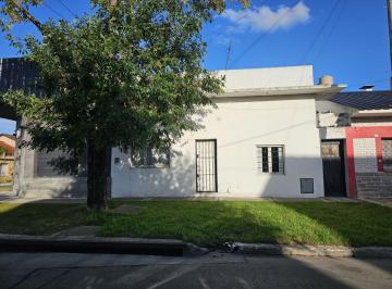 PH · 52m² · 2 Ambientes · Venta PH 2 Ambientes Frente, Barrio San Cayetano