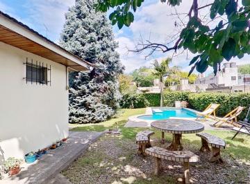 PH · 173m² · 5 Ambientes · 2 Cocheras · Venta Apto Credito Fcio Varela Centro con Pileta