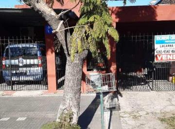 Casa de 4 ambientes, Avellaneda · Casa