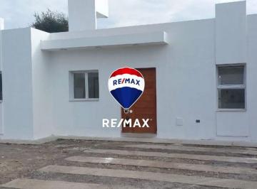 Casa · 72m² · 4 Ambientes · 1 Cochera · Casa 2 Dorm. Venta Eko Distrito a Estrenar