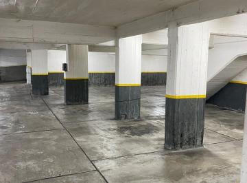 Garage · 11m² · Venta Cocheras en Edificio de Categoría, en Ramos Mejía, Seguridad 24hs. Ideal Inversor