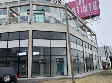 Local comercial · 110m² · 1 Ambiente · Oficina en Venta Complejo Vincere - Pilar