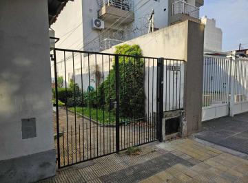 PH · 50m² · 3 Ambientes · Alquiler PH 3 Ambientes Moron Centro Amueblado