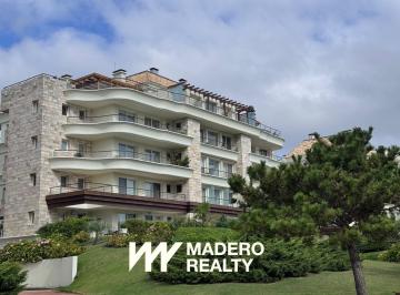 Departamento · 200m² · 5 Ambientes · Venta de Departamento 5 Ambientes en Playa Mansa