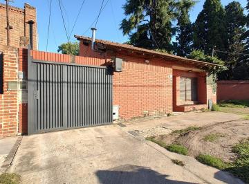PH · 50m² · 3 Ambientes · 1 Cochera · Buen Depto T/casa 3 Amb C/patio y Cochera!