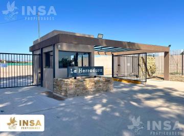 Terreno · 300m² · Terreno en Barrio Privado La Herradura