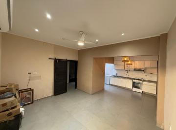 Casa · 100m² · 5 Ambientes · Venta Casa Santa Fe - Interna Saavedra 2200 - Excelente Estado