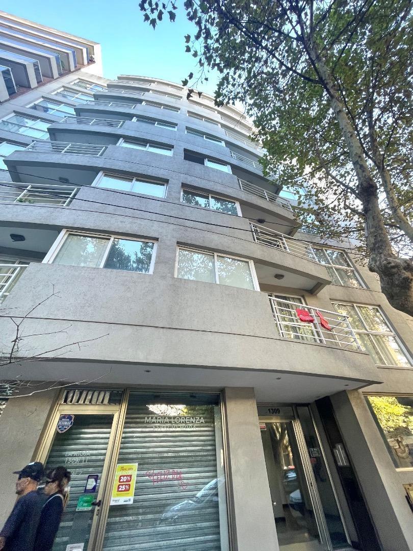 Depto 3 amb, 70m² con cochera — La Perla