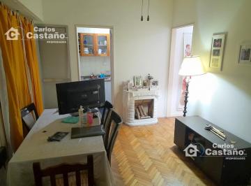 Departamento · 53m² · 3 Ambientes · Exc. Zona, 3 Amb. en P. B,2 Patios a 3/c de Av Maipú.