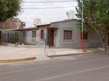 Casa de 5 ambientes, Las Heras · Casa en Venta 2 Dorm., 2 Baños, Las Heras