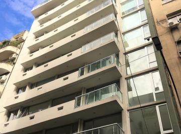 Departamento · 40m² · 2 Ambientes · 1 Cochera · Venta Dos Ambientes Amoblado Piso Alto con Cochera Fija.